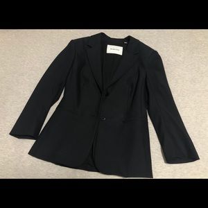 Aritzia Babaton women blazer black